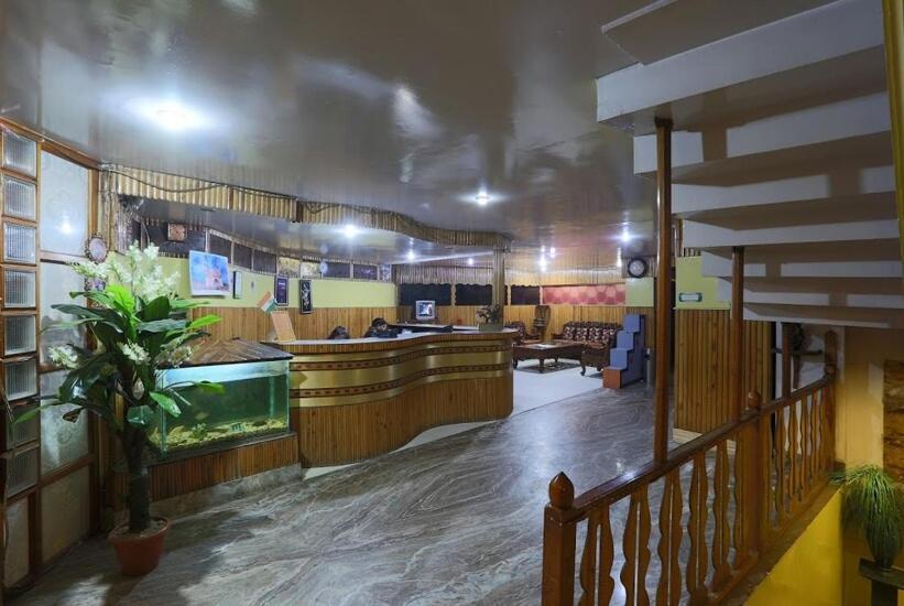 Hotel Assembly Шиллонг Экстерьер фото