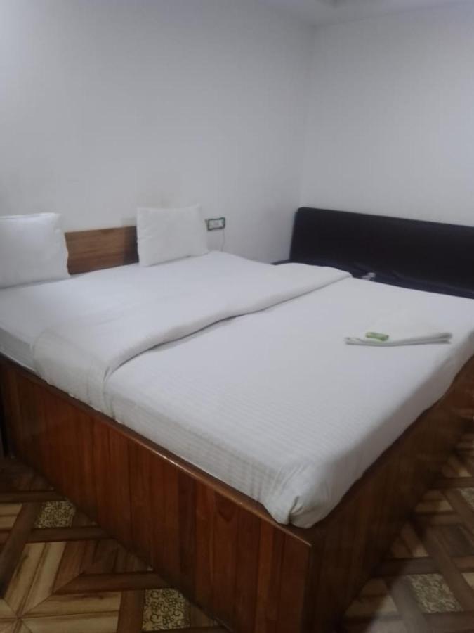 Hotel Assembly Шиллонг Экстерьер фото